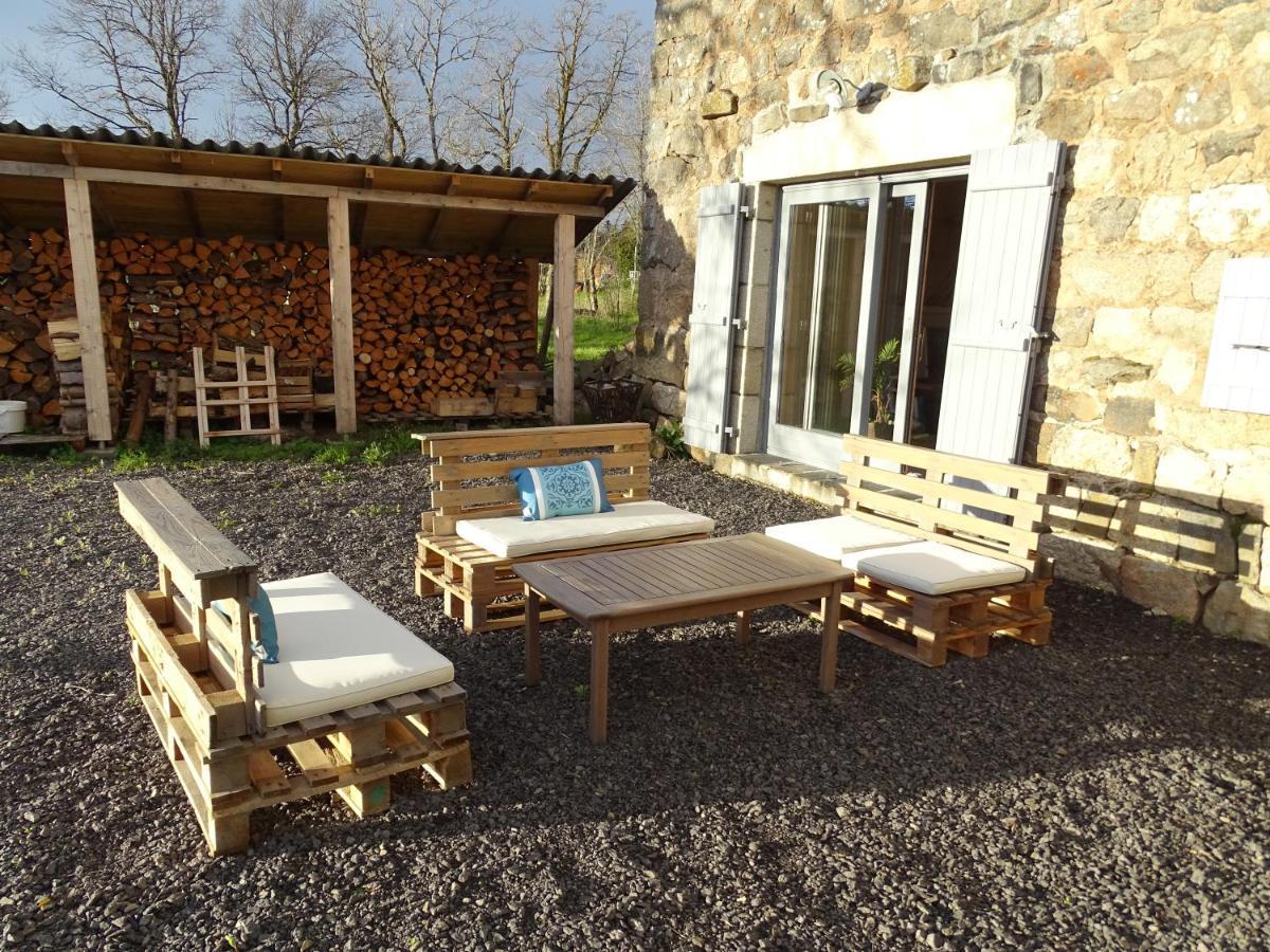 La Ferme De Madelonnet Bed & Breakfast Saint-Jeures Exterior photo