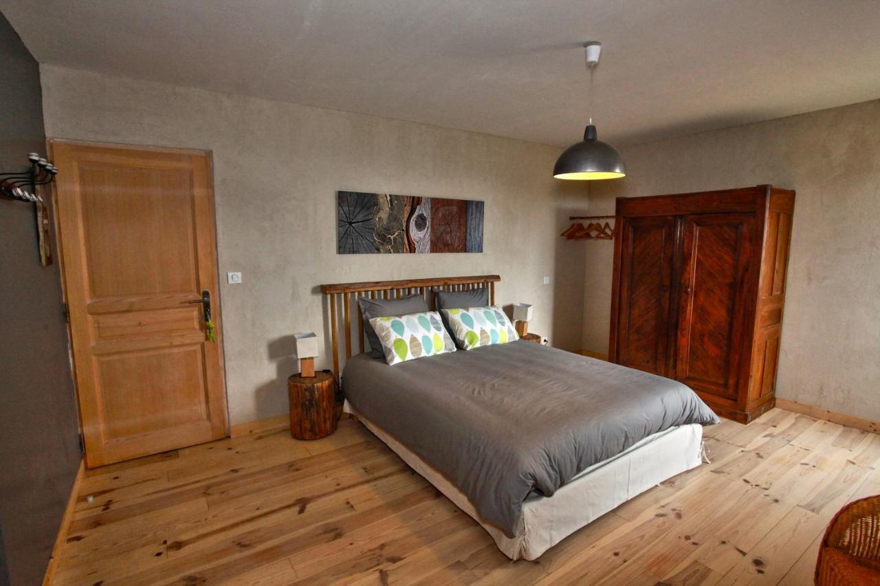 La Ferme De Madelonnet Bed & Breakfast Saint-Jeures Exterior photo