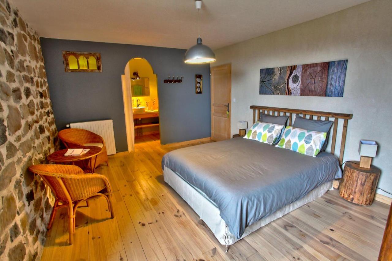 La Ferme De Madelonnet Bed & Breakfast Saint-Jeures Exterior photo