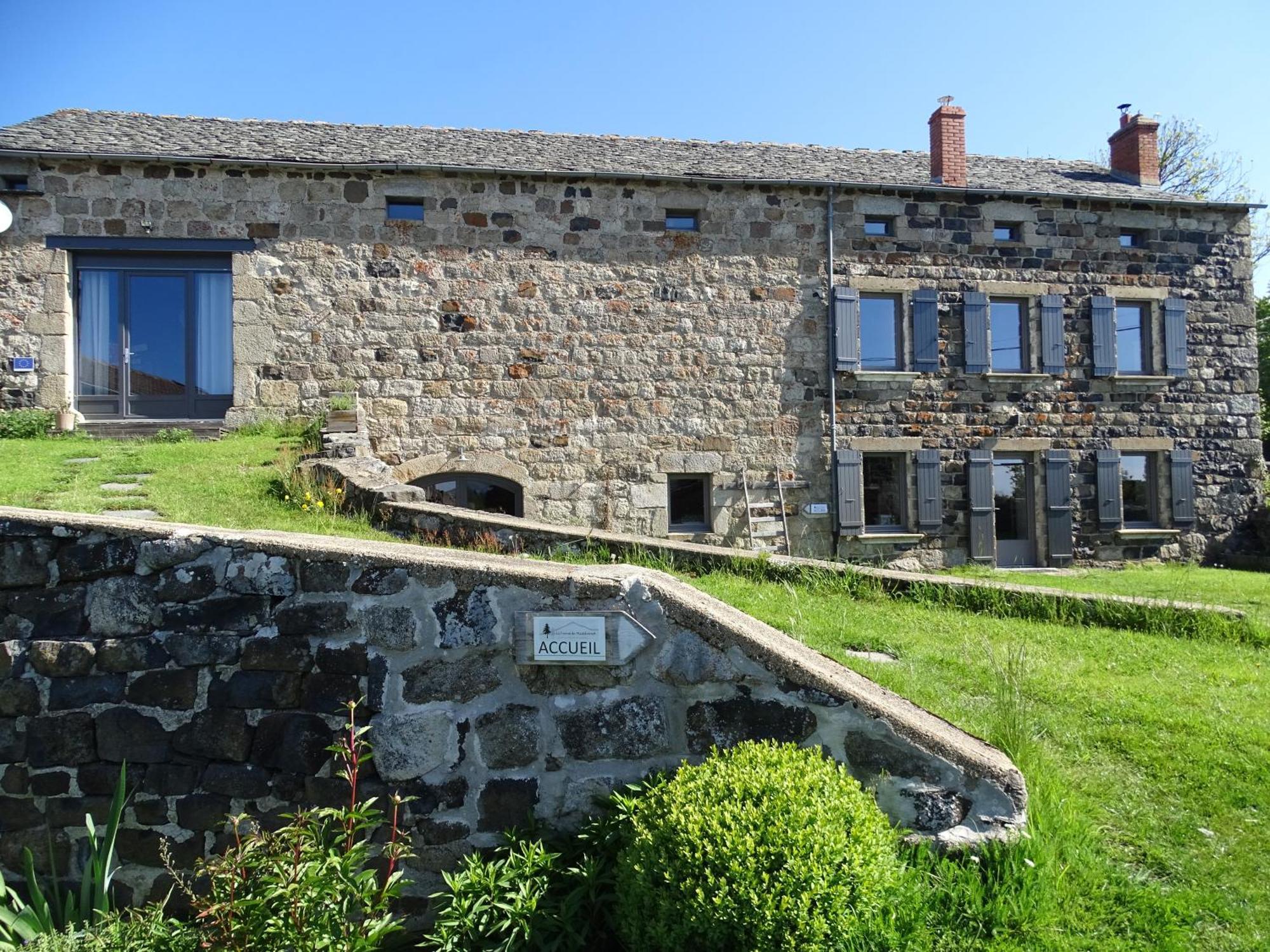 La Ferme De Madelonnet Bed & Breakfast Saint-Jeures Exterior photo